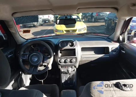 2015 Jeep Patriot Altitude Edition z USA, uszkodzony, nr VIN 1C4NJPBA0FD328960